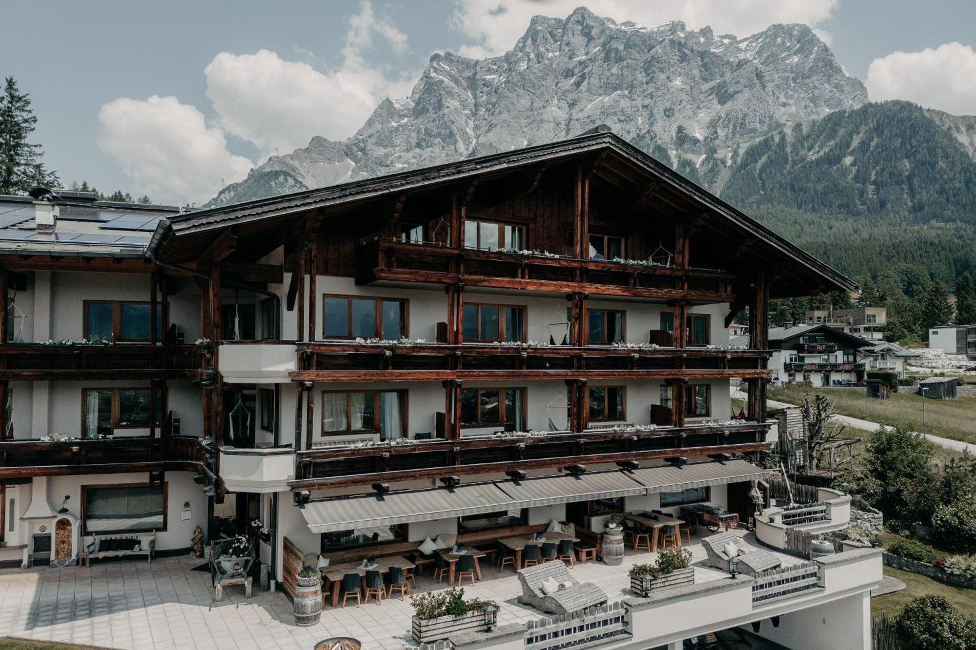 Alpenappartements Cristall Ehrwald Exterior photo